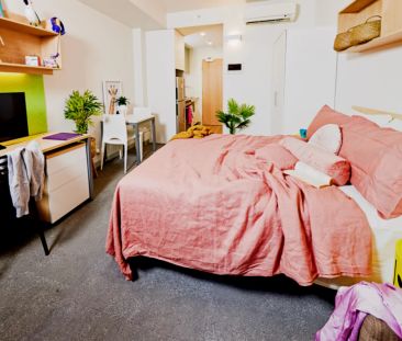 Ultra Studio Apartment - Photo 3