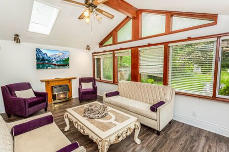 For Lease - 411 Maplehurst Avenue, Oakville, Ontario - Photo 4