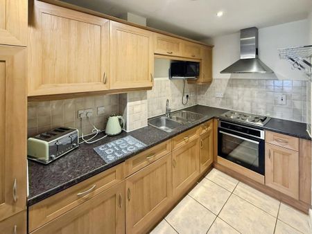 2 bedroom flat to rent - Photo 5