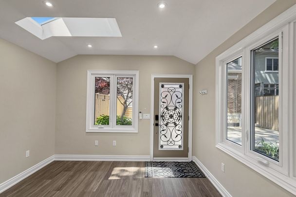 For Lease - 87 Fallingbrook Road, Toronto, Ontario - Photo 1