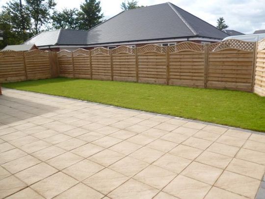 3 bedroom property to rent - Photo 1