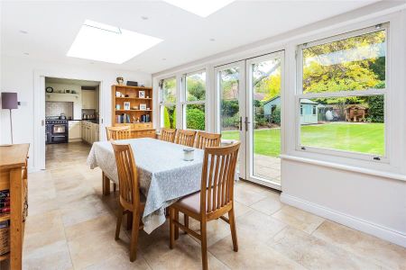 Grange Road, Woking, Surrey, GU21 - Photo 5