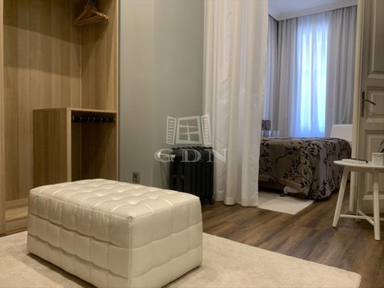 Kiadó felújított lakás - Budapest VI. kerület - Photo 1