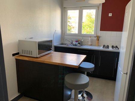 A louer Brest Bellevue-Kergoat chambre dans colocation meublé proche facs et écoles - Photo 4