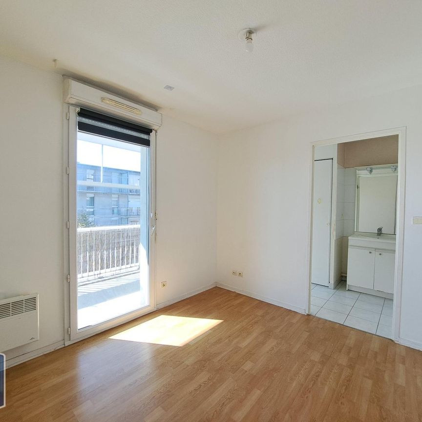 Location Appartement 2 pièces 52m² BORDEAUX 33800 - Photo 1