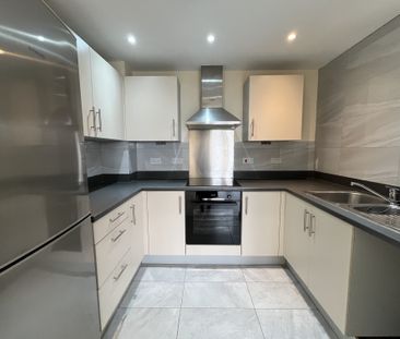 2 bed apartment to rent in Avenel Way, Poole, BH15 - Photo 6