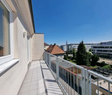 Zentrales Stadtleben trifft Raumgefühl: Dachgeschosswohnung mit 5 Z... - Foto 1