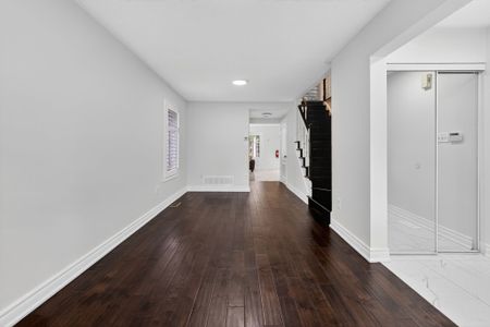 For Lease - 71 Norland Circle, Oshawa, Ontario - Photo 4