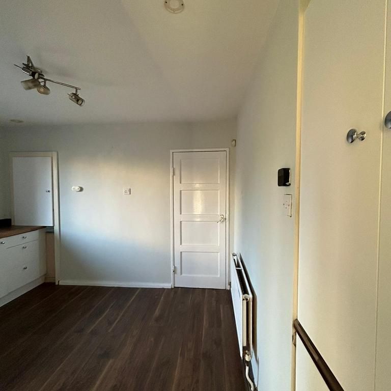 1 bedroom house of multiple occupation to rent - Photo 1