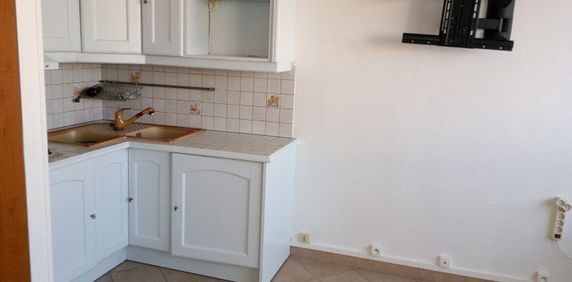 Location Appartement 1 pièce - Photo 2