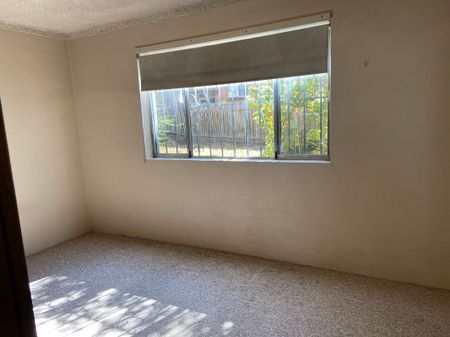 PRIME LOCATION - RENOVATED KITCHEN - Photo 3