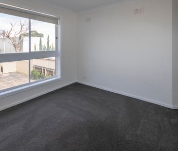 Refurbished 2 Bedroom Unit - Photo 3