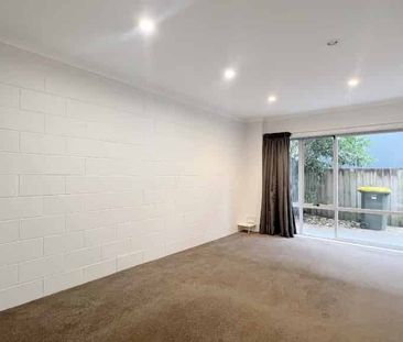 Ideal Location & Larger than Life!! - Photo 4