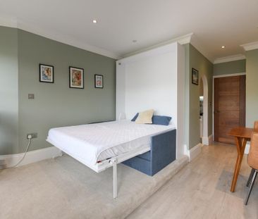 Studio to rent - Photo 3
