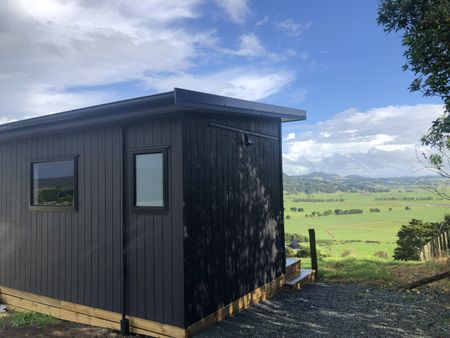 Fully Furnished Tiny House - Kauri - Photo 3