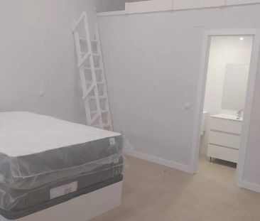 Room in a shared 1-bedroom apartment for rent in San Diego. - Photo 4