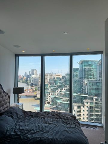 3 Bed Flat, St. George Wharf, SW8 - Photo 4