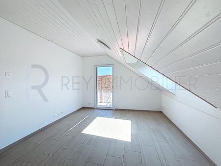 Bright attic in the center of the village - Photo 2