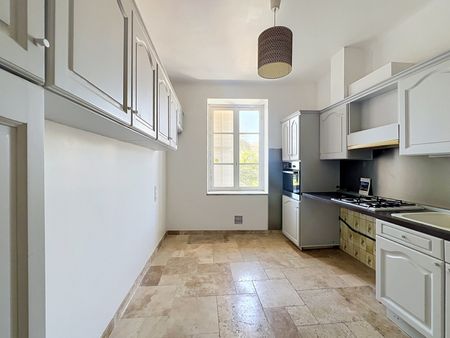 Location Appartement 4 pièces 98m² NICE 06000 - Photo 2