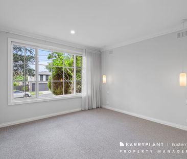 Stunning Fully Renovated Family Home - Photo 4