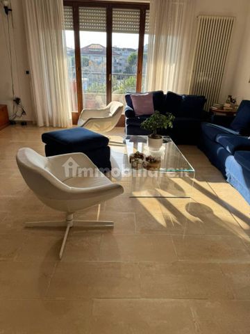 Appartamento piazza Del Popolo 4, Centro, Alba Adriatica - Foto 2