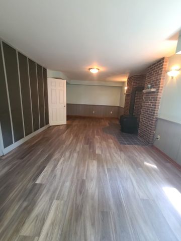 For Lease - 114 Ardagh Road Unit# Lower, Barrie, Ontario - Photo 2