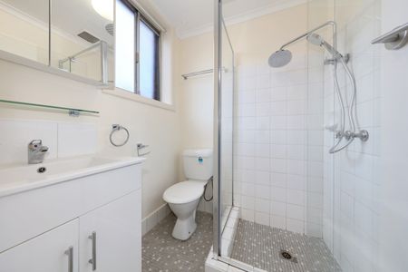 5/6 Ormond Rd, Ormond VIC 3204 - Apartment For Rent | Domain - Photo 2