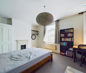 4 bedroom terraced house to rent - Photo 3