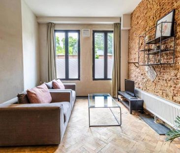 Gelijkvloersappartement met stadskoer dichtbij hartje Antwerpen! - Photo 3