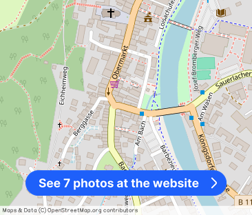 moderne Dachgeschosswohnung mit Einbauküche - Photo 1