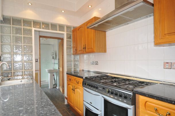 2 Bed Terraced House, Queen Marys Road, CV6 - Photo 1