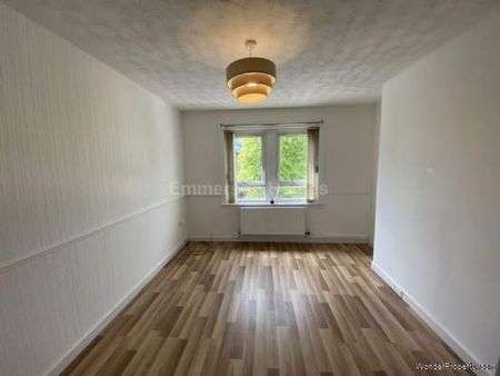 1 bedroom property to rent in Johnstone - Photo 4