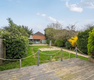 3 bedroom semi-detached house to rent - Photo 6