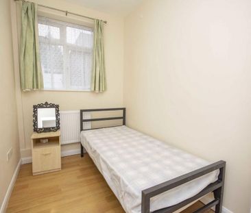 3 bedroom maisonette to rent - Photo 6