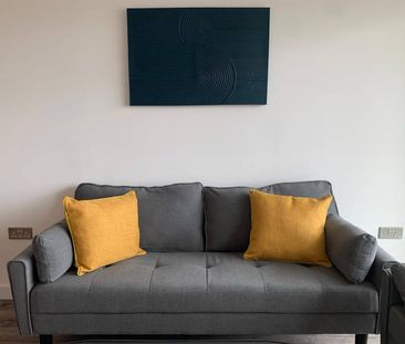 Apartment to Rent: Block B Railings, Middlewood Locks, M5 - Photo 2