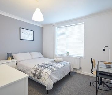 5 bedroom terraced house to rent - Photo 6