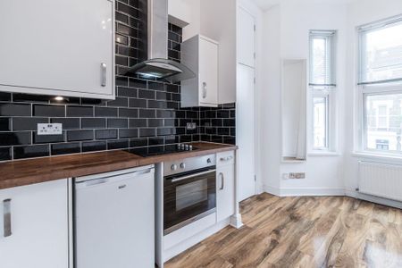 Studio to rent - Photo 5