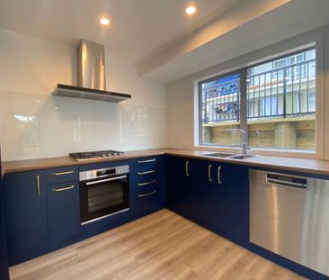 2 Bedroom Unit in Pakuranga - Photo 3