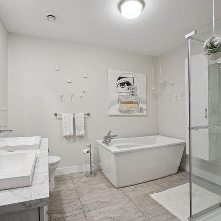 2 CH - 2 SDB - Bromont - $2,165 /mo - Photo 3