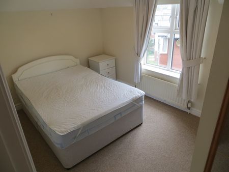 Montague Court, Low Fell - Photo 4
