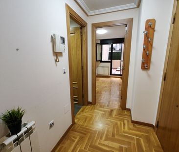 Piso de alquiler en Gijón - Cl Piles, La Arena - Photo 3