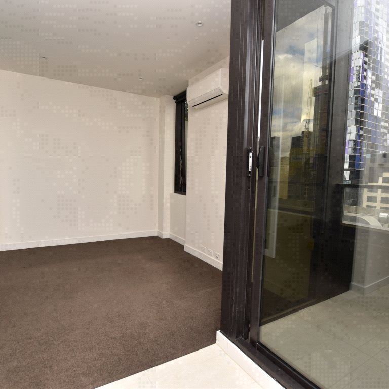 901B/118-134 Abeckett Street - Photo 1