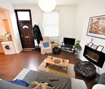 2 bedroom house to rent - Photo 1