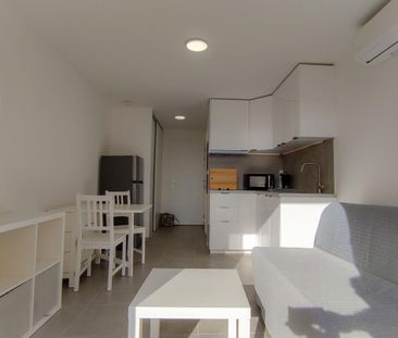 LA LONDE LES MAURES STUDIO LOCATION MEUBLEE A L'ANNEE - Photo 5