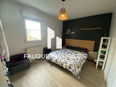 Location Appartement 3 pièces 72m² VALENCE 26000 - Photo 2