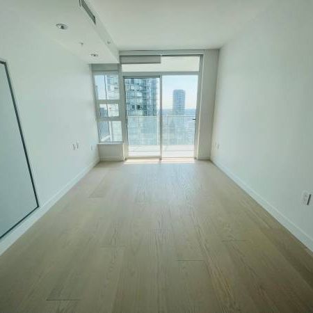 One Burrard Place New Studio Unit for Rent - Photo 3