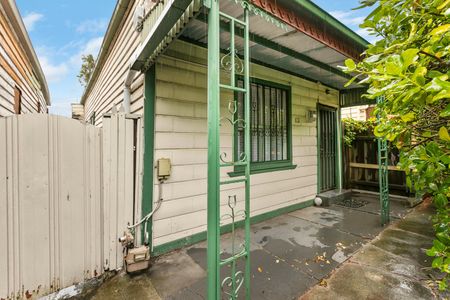 3-Bedroom Home in Prime Seddon Location - Photo 5