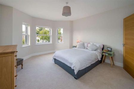 Bembridge, Isle Of Wight, PO35 - Photo 2