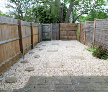 2 bedroom terraced house to rent - Photo 6