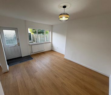 The Crescent, Doncaster, Woodlands - Photo 2